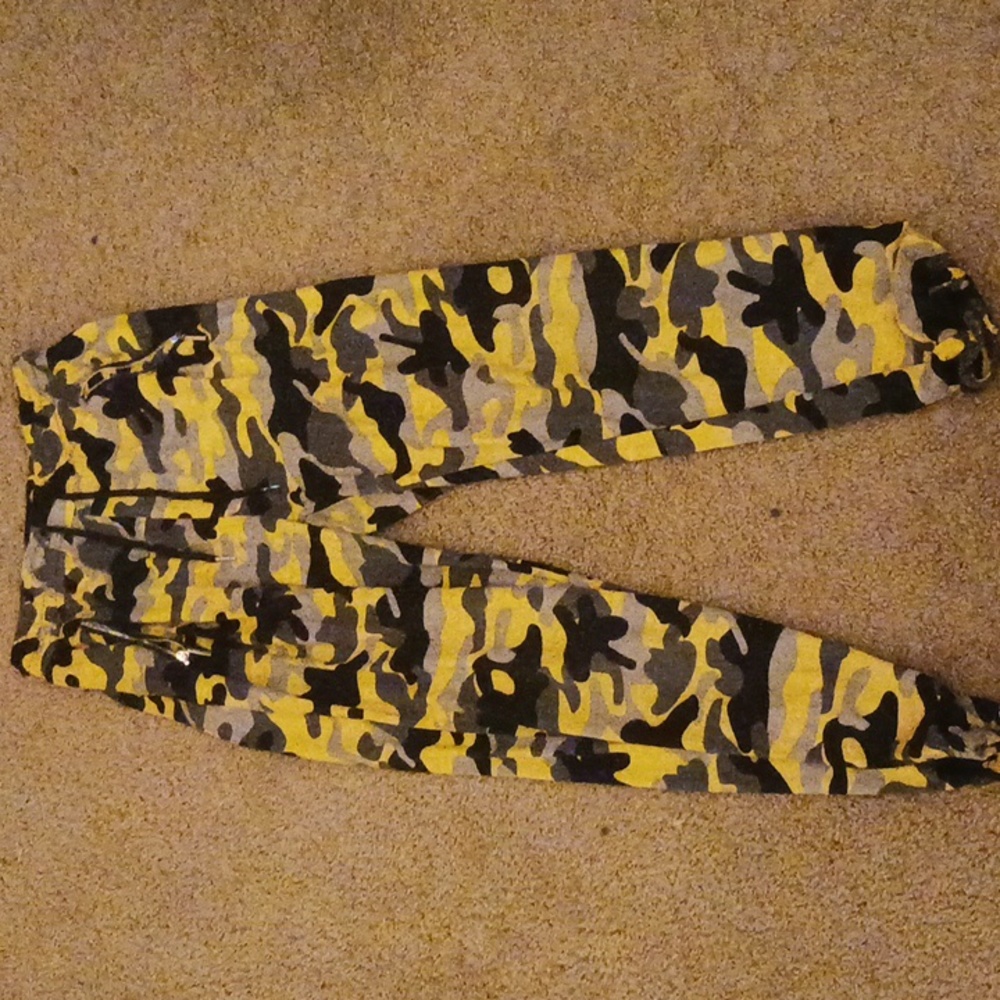 Army cargo sweatpants